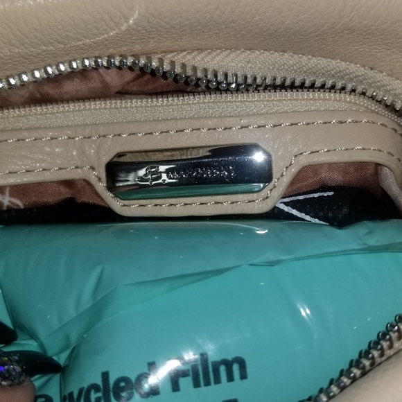 B. Makowsky purse - Picture 3 of 4